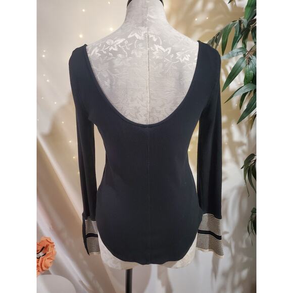 We the Free People Cuff Mod Stripe Thermal Waffle Top Size M Black Boho Keyhole - Picture 3 of 10